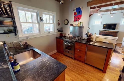 Bozeman House | Historic Home Near Downtown - Guest Rated 10/10, Family-Friendly