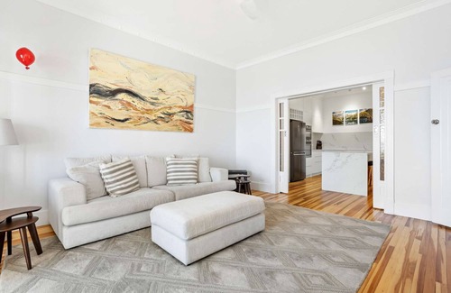 Rose Bay Apartment | Oceanfront 2BR Harbour View Retreat in Rose Bay