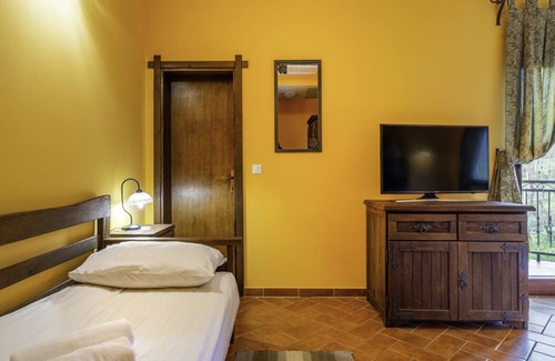 Brodski Stupnik Hotel | Stupnički Dvori: Guest Rated 8.8 with Spa & Restaurant