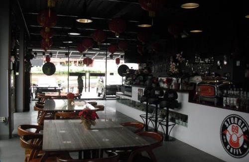 Cipanas Hotel | Inviting Sturgis Boutique Hotel Cipanas with Family-Friendly Perks