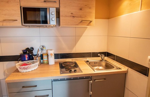 Friedenweiler Apartment | Pet-Friendly Retreat at Stuub Simonswinkel - Rated 9/10