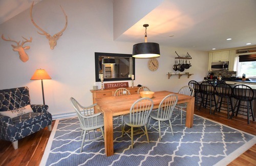 Stratton Mountain House | Ideal StylesBrook Townhouse for Family Ski Getaways!