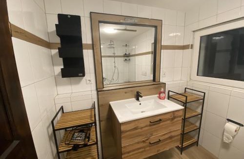 Materborn Apartment | Stylish Double Room in Kleve with Oceanfront Views
