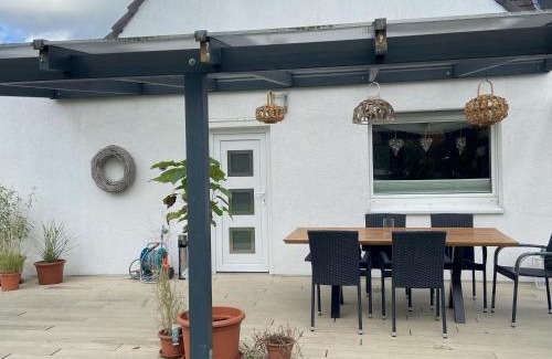 Materborn Apartment | Stylish Double Room in Kleve with Oceanfront Views