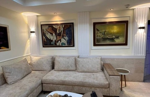 Ikoyi Apartment | Stylish 1-Bedroom Apartment in Ikoyi - Pet & Child Friendly