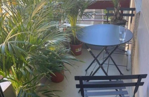 Klybeck Apartment | Stylish 1-Bedroom Condo with Kitchen Near Exhibition Square