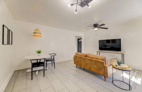 Earlewood House | Modern 1 BR Apartment Near ZOO and USC Fort Jackson