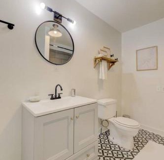 Earlewood House | Modern 1 BR Apartment Near ZOO and USC Fort Jackson