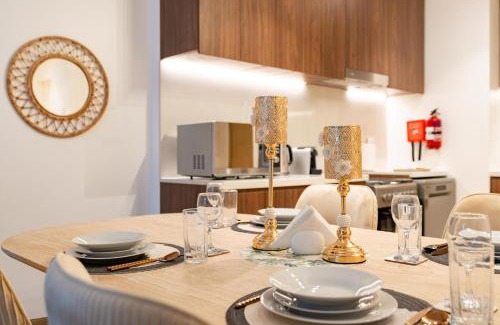 Dubai Apartment | Seaside Getaway at Port De La Mer with Ocean Views