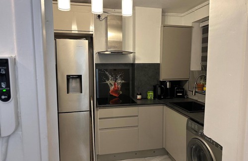 Crystal Palace Apartment | Cozy 1-Bed Apartment in London - Pet and Child Friendly