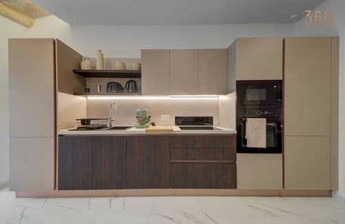 Attard Apartment | Stylish 1BR Apt with sofabed & backyard, Attard
