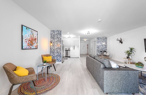 Ojus Apartment | Modern 1BR Loft with Ocean View in Aventura's Heart
