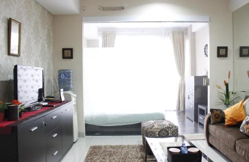 Hegarmanah Apartment | Modern 1BR Apartment near ITB University with Pool Access