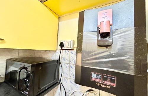 Tollygunge Apartment | Modern 1RK Serviced Apartment with Breakfast & Pet-Friendly