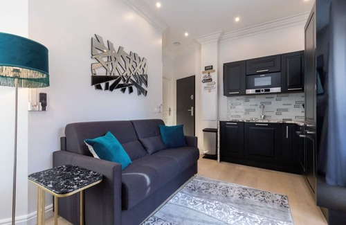 Old Town Apartment | Elegant 2BR/2BA Retreat with Ocean Views in Old Town