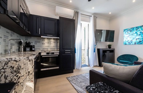 Old Town Apartment | Elegant 2BR/2BA Retreat with Ocean Views in Old Town