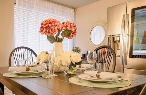 Old East Dallas Condo | Relaxing Oasis with Resort Amenities in Lower Greenville