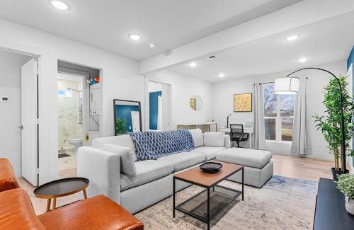 Old East Dallas House | Modern 2-Bed Retreat Near Downtown with Free Parking