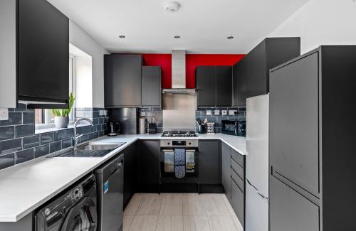East Ham South Apartment | Inviting 2 Bed Bungalow in East Ham, Near Excel Center
