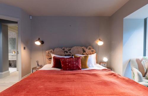 Colville Apartment | Stylish 2-Bed Flat Near Portobello Notting Hill Pass the Keys