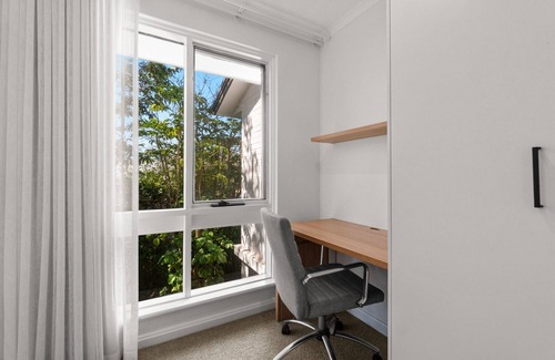 Hyde Park Apartment | Stylish 2-Bed Townhouse in Leafy Hyde Park