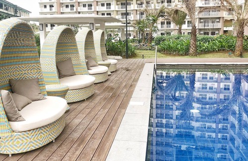 Project 4 Condo | Stylish 2-bedroom condo FAST WIFI Free Parking