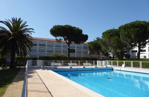 Argeles Plage Apartment | Cozy 2-Bedroom Apartment in Argelès-sur-Mer with Pool