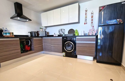 El Gouna Apartment | Elegant 2 BR Unit with Pool in El Gouna, Egypt
