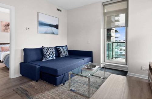 Victoria Park Apartment | Stylish 2Bd Apt Downtown City Mountain View