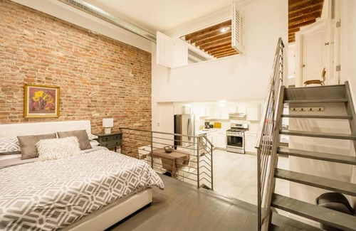 Old City Apartment | Trendy 2BD Loft in Vibrant Old City Near Family Attractions