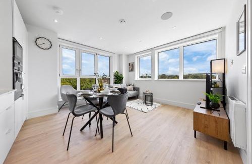 Coombe Hill Apartment | Stylish 2BDR Apartment By Homestyles Hosts Short Lets & Serviced Accommodation Wimbledon With Free Parking