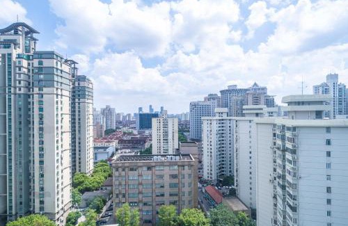 Xujiahui Apartment | Stylish 2BR 1 Living Room Apartment Yongxin Century