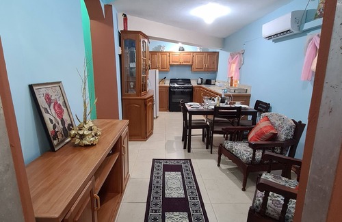 Maracas Apartment | Modern 2BR Apartment with Pool and Spa Amenities
