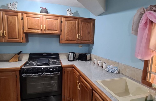 Maracas Apartment | Modern 2BR Apartment with Pool and Spa Amenities