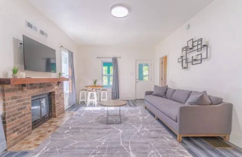 Champlin House | Stylish 2BR Home next to the Mississippi River