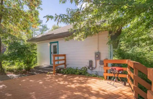Champlin House | Stylish 2BR Home next to the Mississippi River