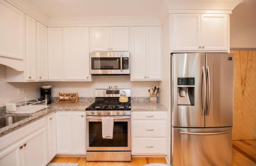 Harrison Lenox Apartment | Pet-Friendly 2-Bedroom Retreat with Great Reviews