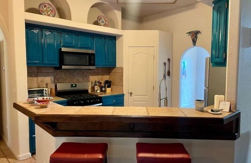Las Cruces House | Elegant 3-Bed Retreat with Sunset Views and Game Room