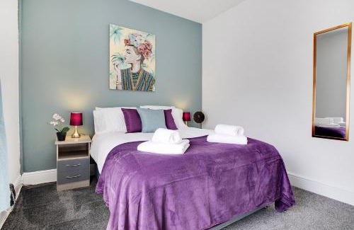 Darlington House | Inviting 3-Bedroom Oasis in Darlington, Guest Rated 8.8/10
