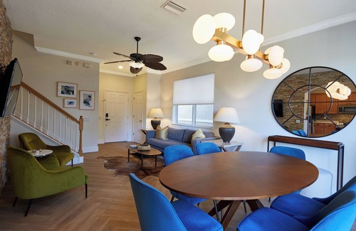 Gandy House | Modern 3-Bedroom Venetian Bay Home with Pool and Spa