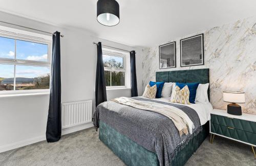 Patchway House | Spacious 4-Bed House with Parking - Perfect for Families