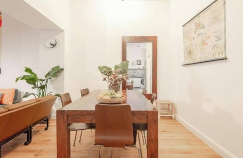 Prenzlauer Berg Apartment | Stylish 4-Bedroom Apartment in the Heart of Prenzlauer Berg