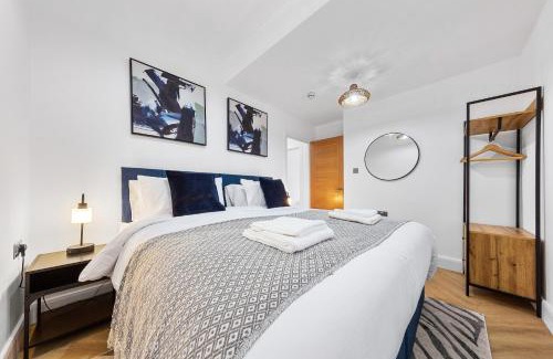 Marlborough Apartment | Modern 4-Bed Retreat with Family-Friendly Amenities