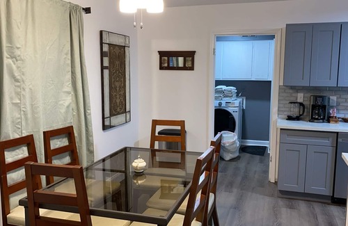 Ellendale House | Stylish 4BR Retreat with Pool, Pet-Friendly & Family Focused