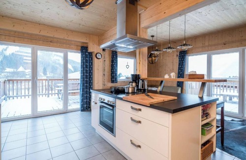 Hohentauern Ski Chalet | Stylish alpine chalet on the slopes with a sauna