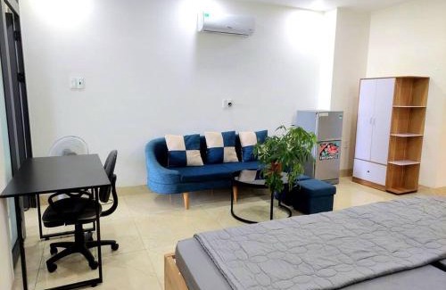 Tho Quang Beach Apartment | Modern Ami Serviced Apartment near Son Tra Mountain with Kitchen