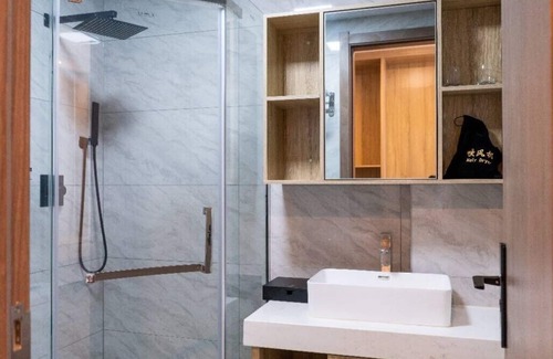 North Ridge Hotel | Stylish Hotel with Top-Notch Hospitality & Family Amenities