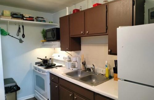 Downtown Apartment | Stylish Condo Retreat for Your Perfect Getaway