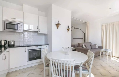 Notre-Dame Apartment | Elegant Apartment with Terrace Near the Palace - Guest Rated 9.6