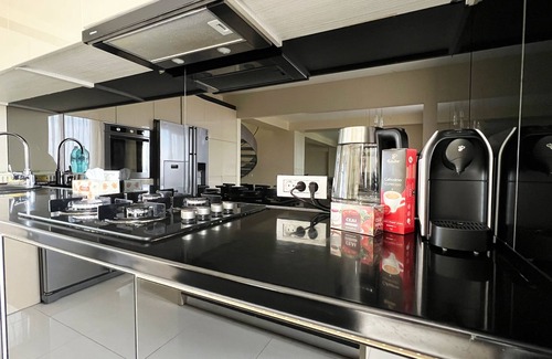 Constanta Apartment | Cozy Apartment by the Sea: Perfect for Families